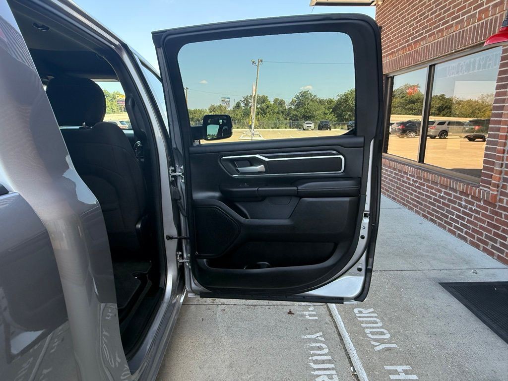 2023 RAM 1500 Image 43