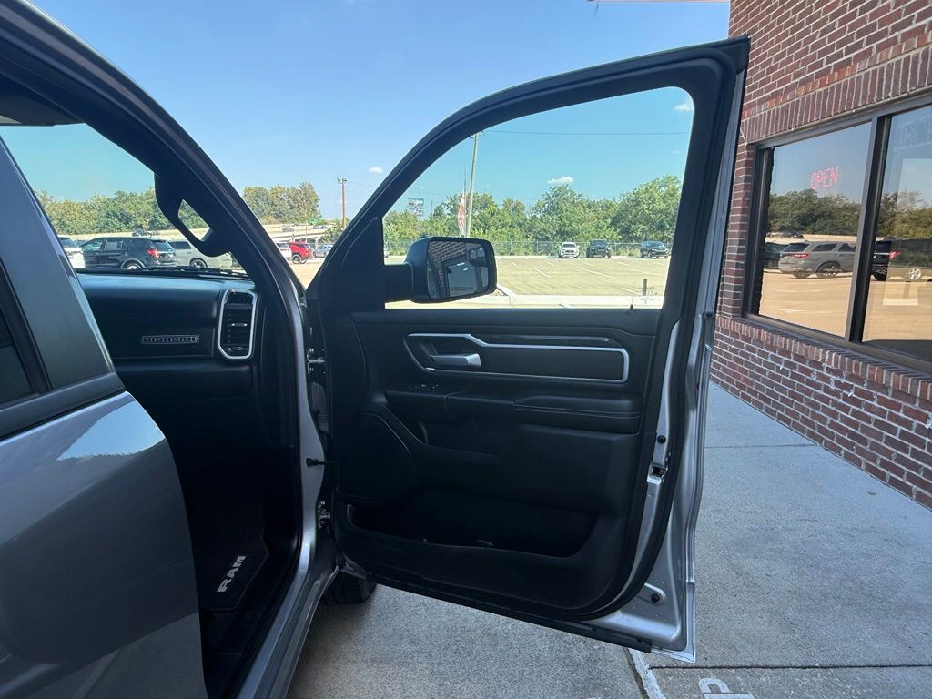 2023 RAM 1500 Image 50