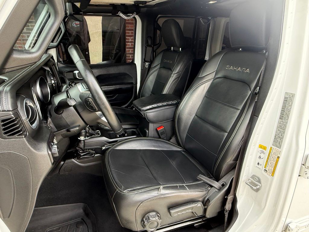 2018 Jeep Wrangler Image 17
