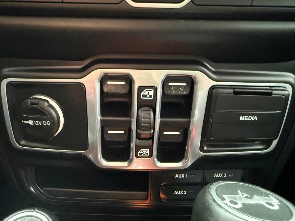2018 Jeep Wrangler Image 21