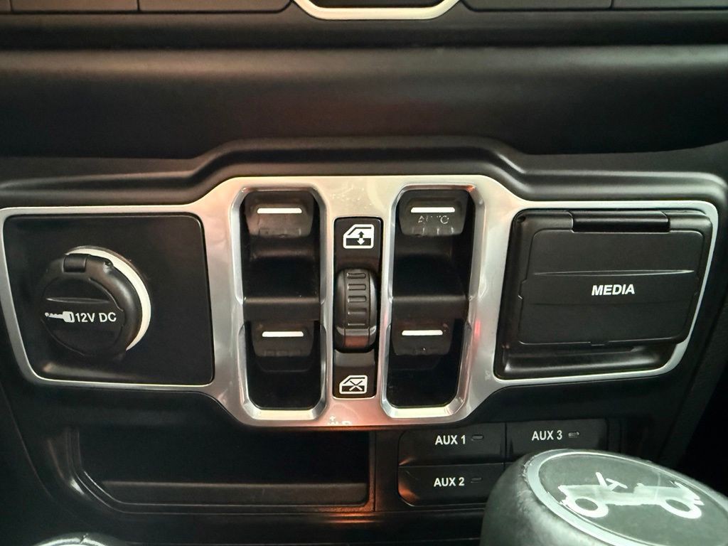 2018 Jeep Wrangler Image 24