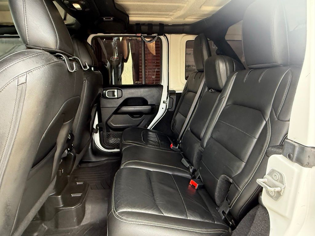 2018 Jeep Wrangler Image 34
