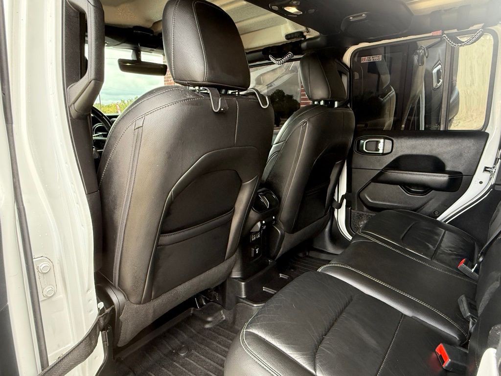 2018 Jeep Wrangler Image 36