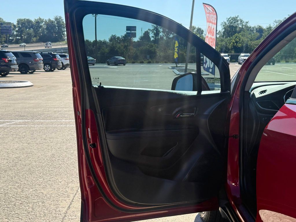 2019 Buick Enclave Image 10