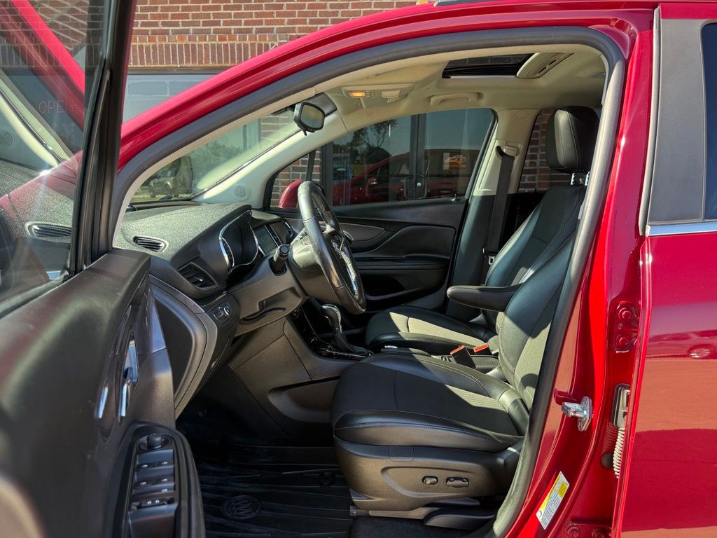 2019 Buick Enclave Image 11