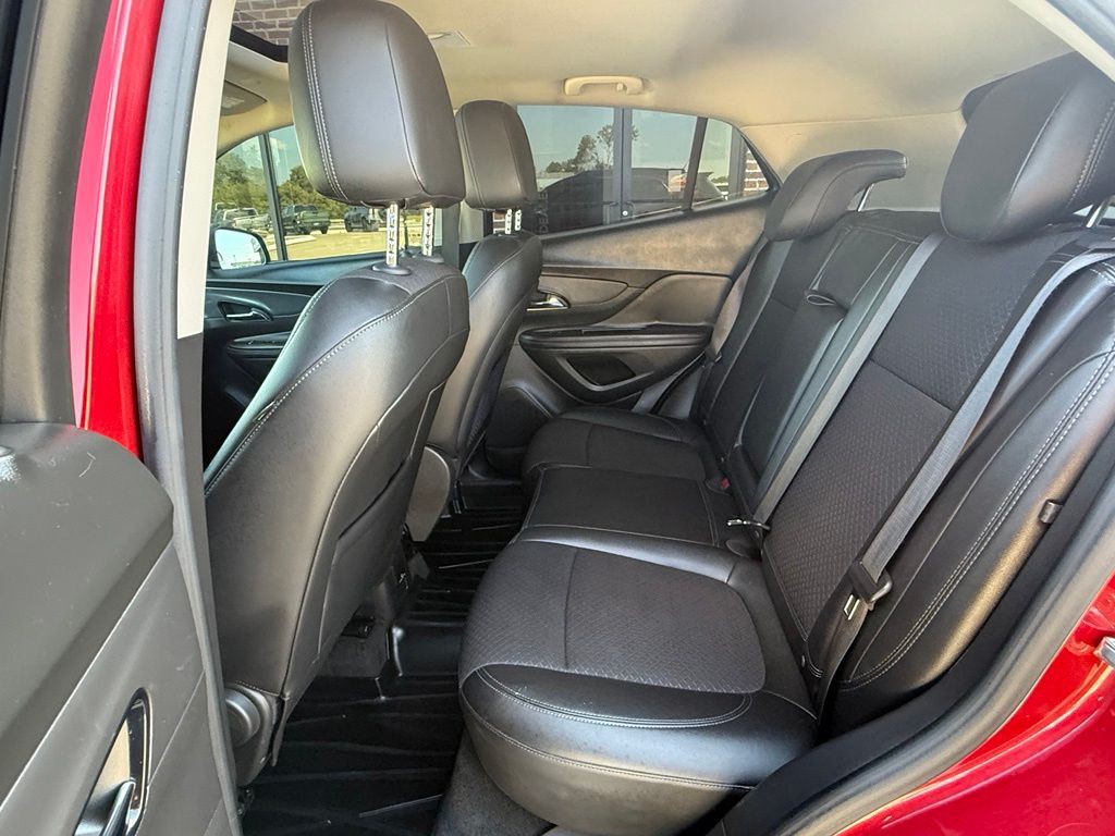 2019 Buick Enclave Image 18