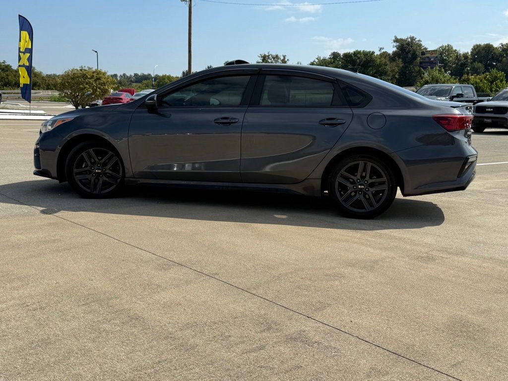 2021 Kia Forte Image 3