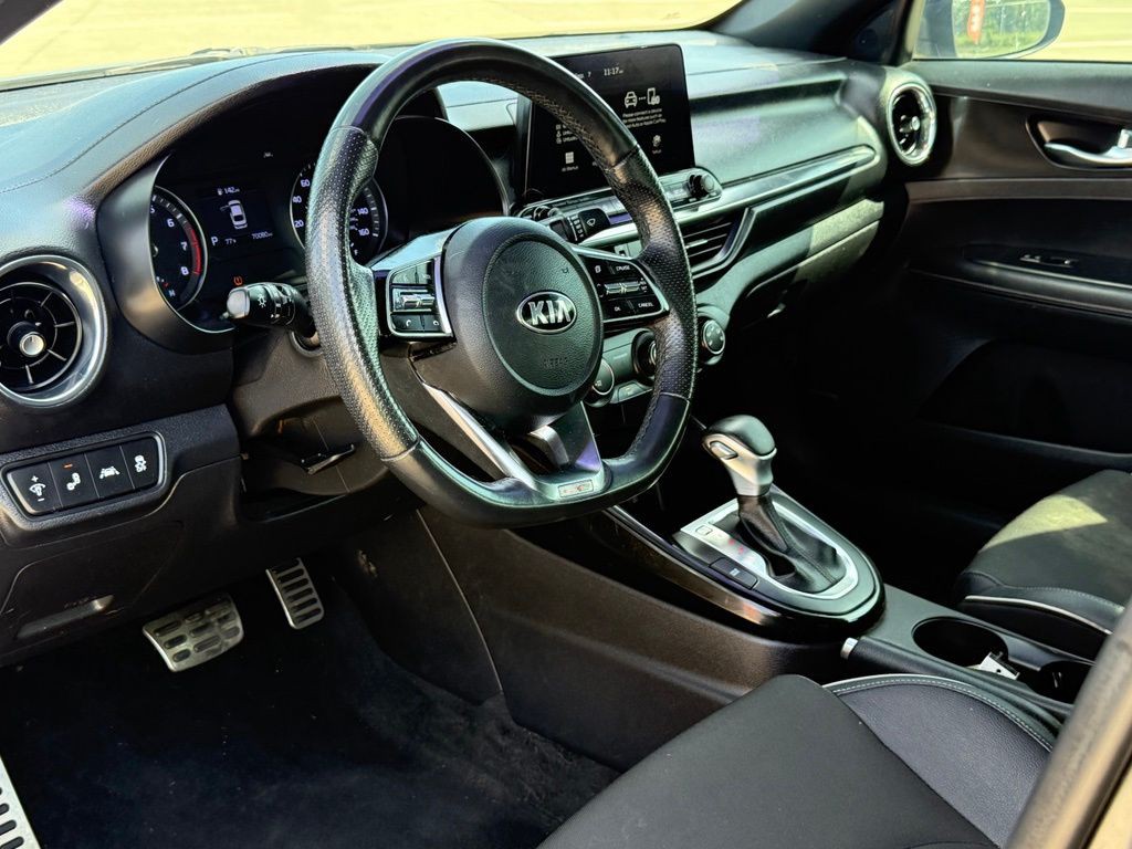 2021 Kia Forte Image 16