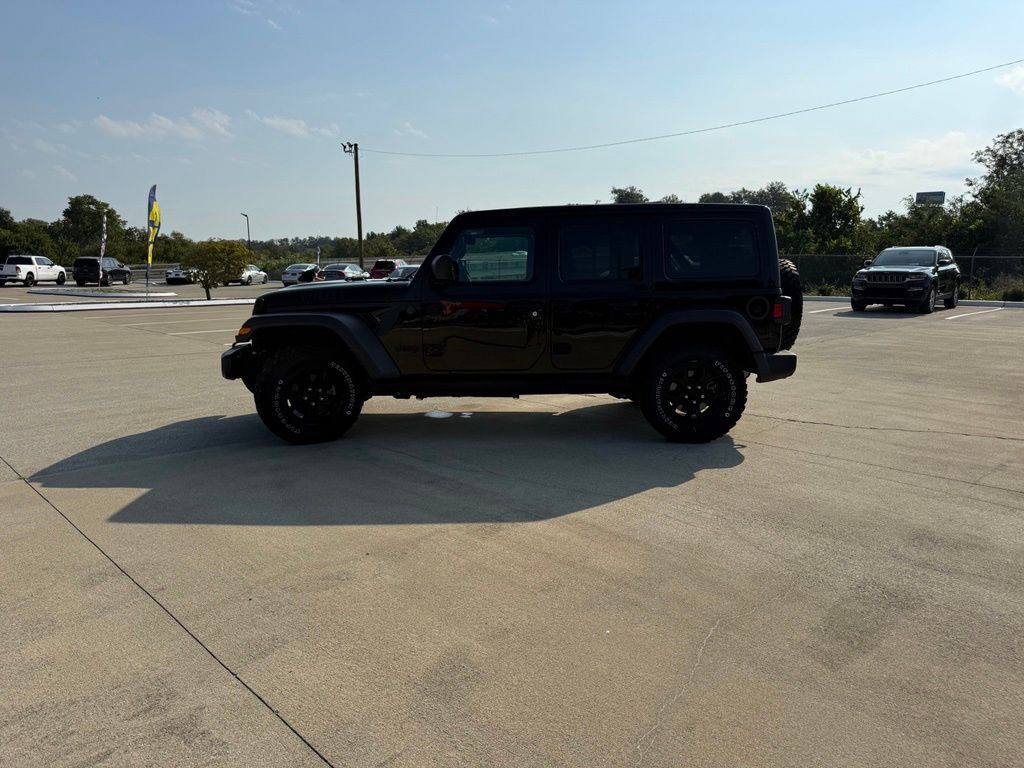 2023 Jeep Wrangler Image 5