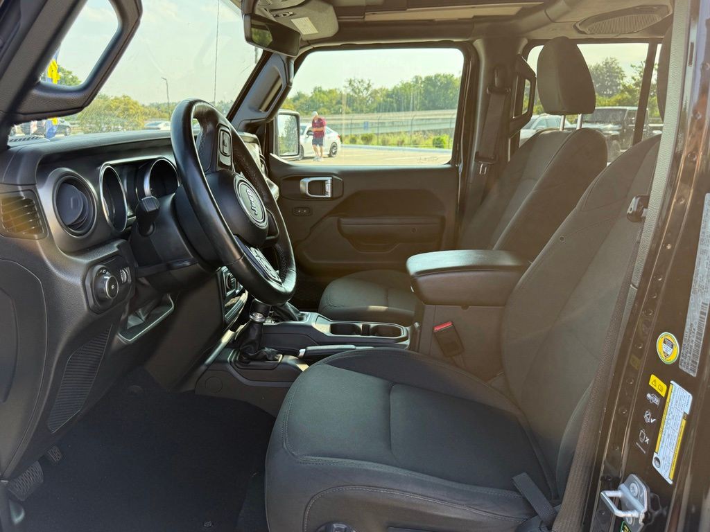 2023 Jeep Wrangler Image 10