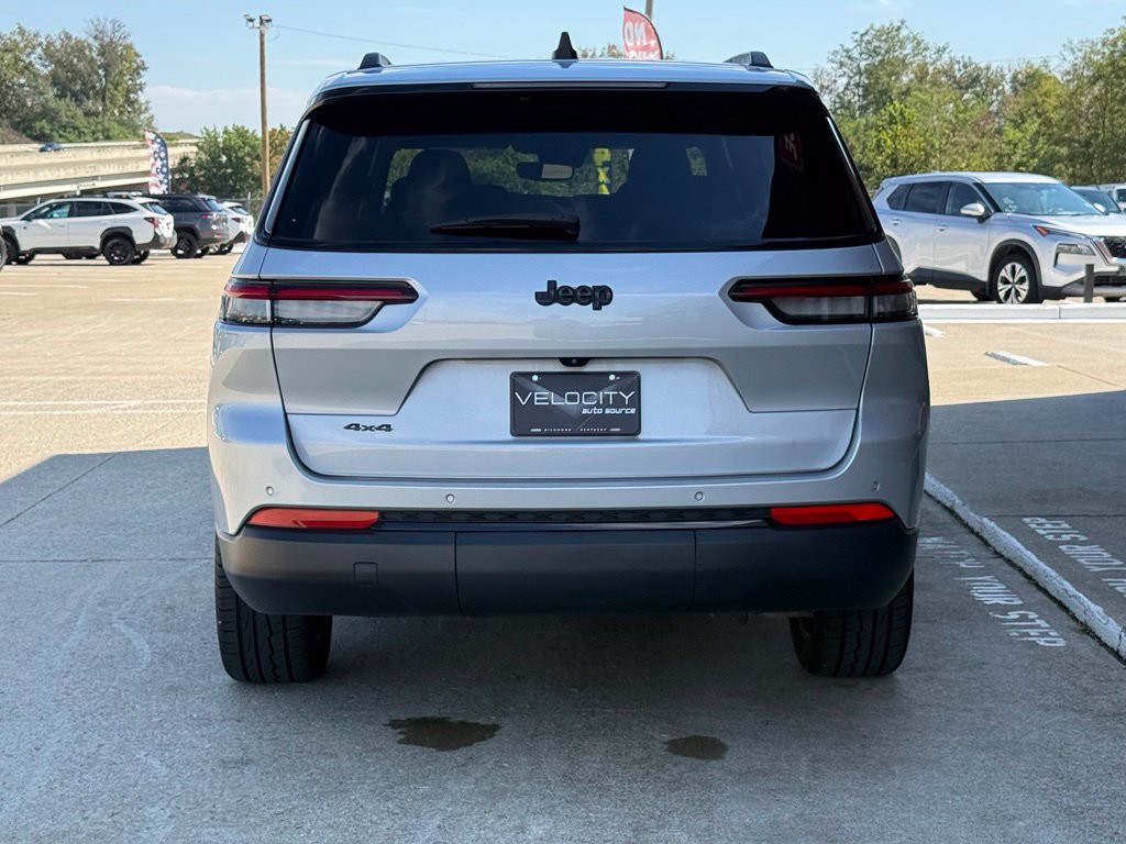 2023 Jeep Grand Cherokee Image 7