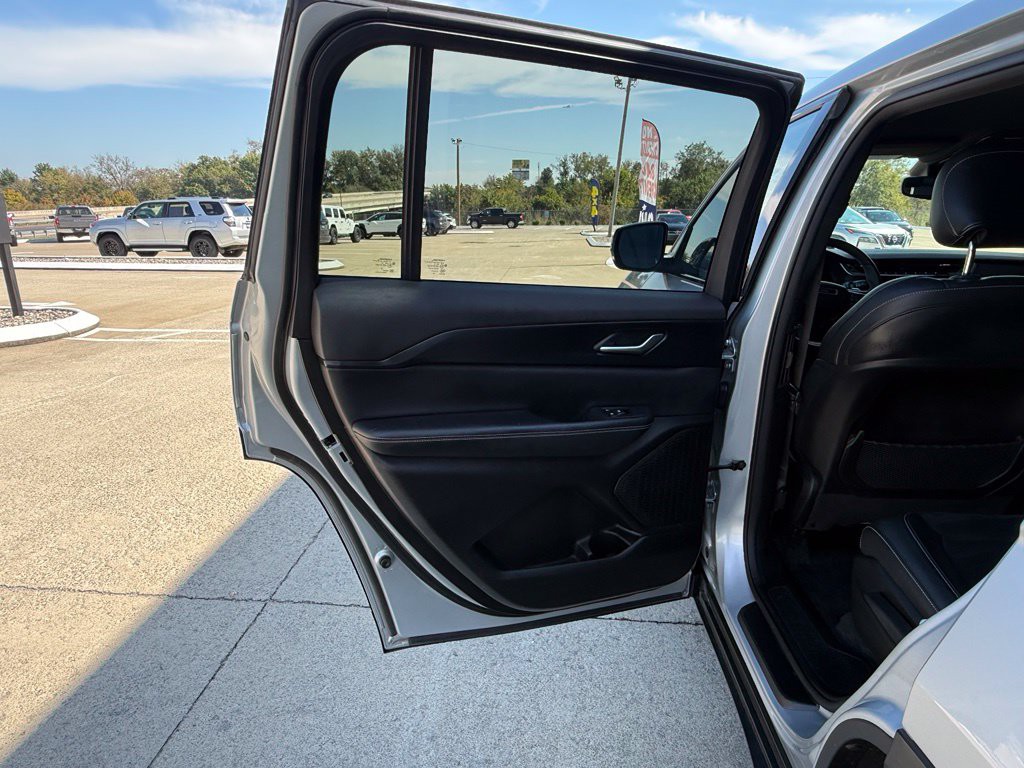 2023 Jeep Grand Cherokee Image 22