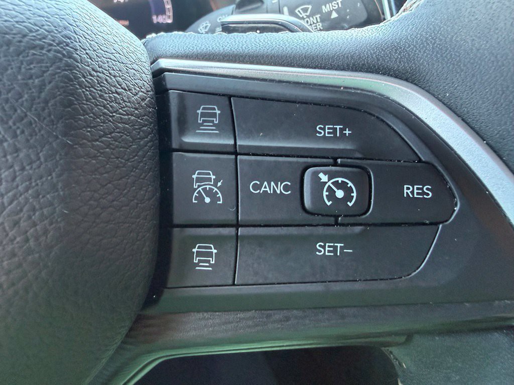 2023 Jeep Grand Cherokee Image 41