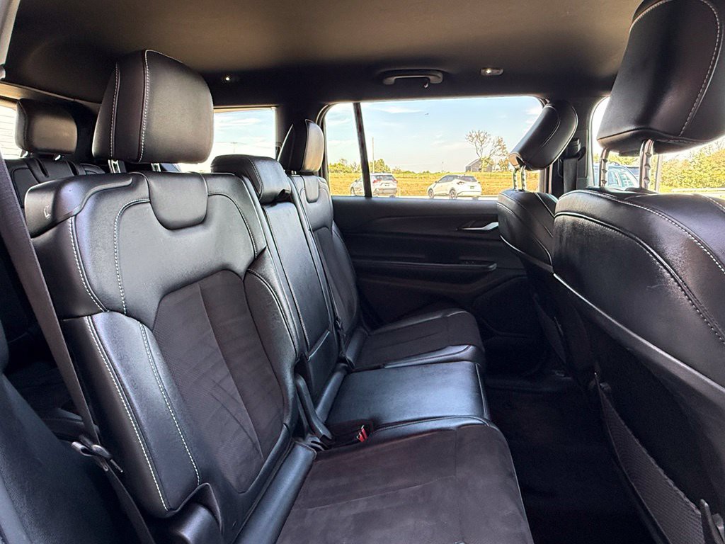 2023 Jeep Grand Cherokee Image 56