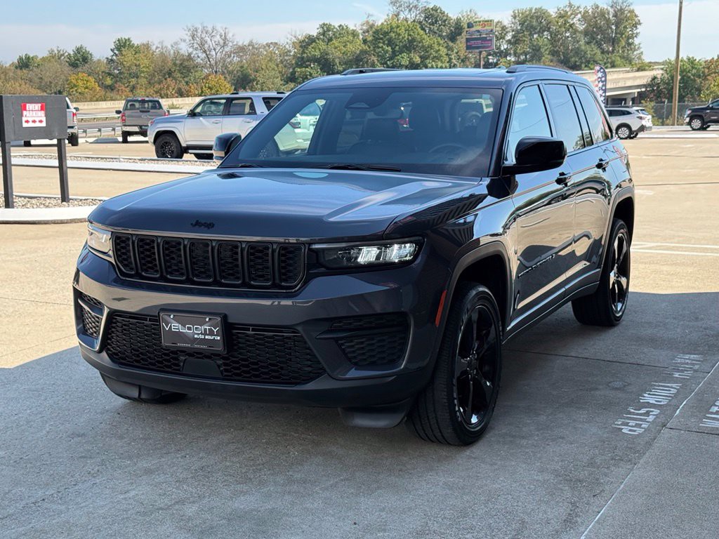 2023 Jeep Grand Cherokee Image 7