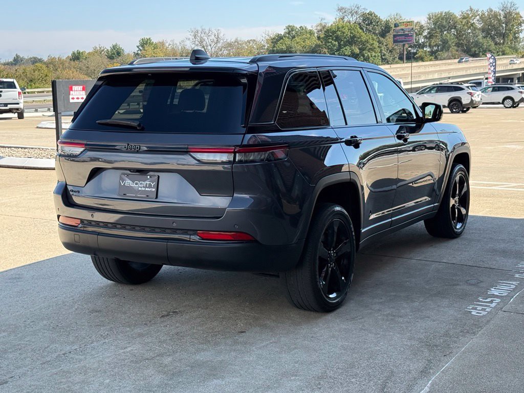 2023 Jeep Grand Cherokee Image 11
