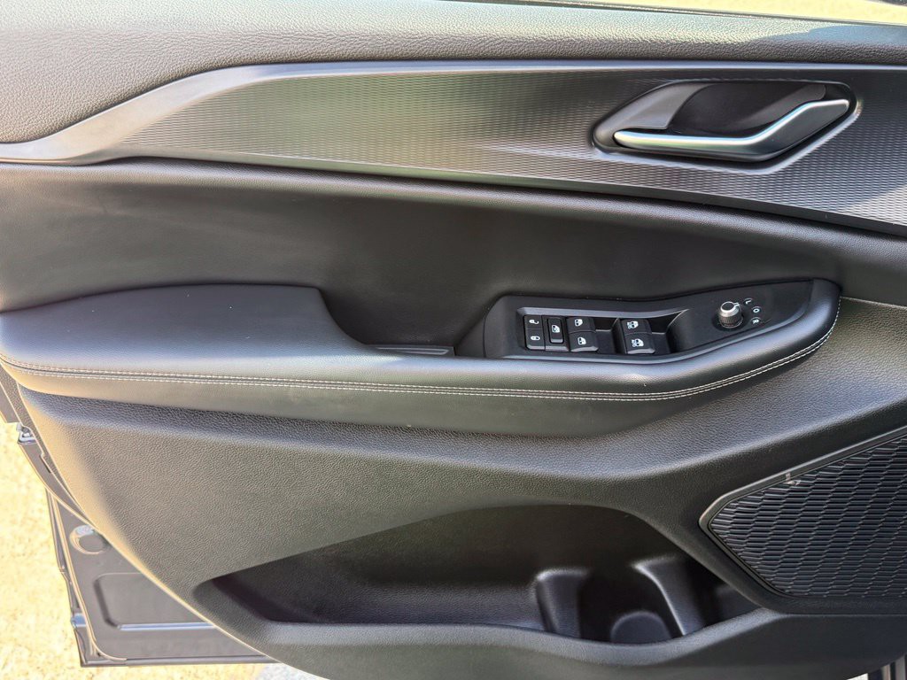 2023 Jeep Grand Cherokee Image 24