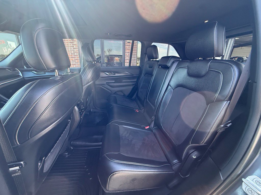 2023 Jeep Grand Cherokee Image 33