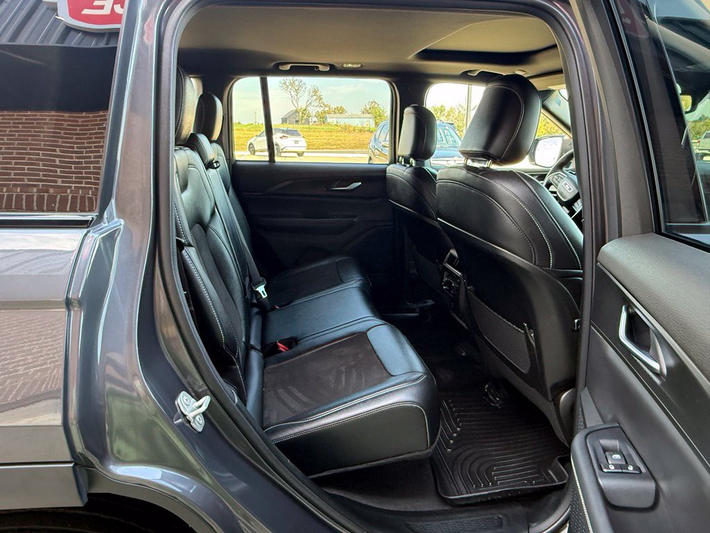 2023 Jeep Grand Cherokee Image 48