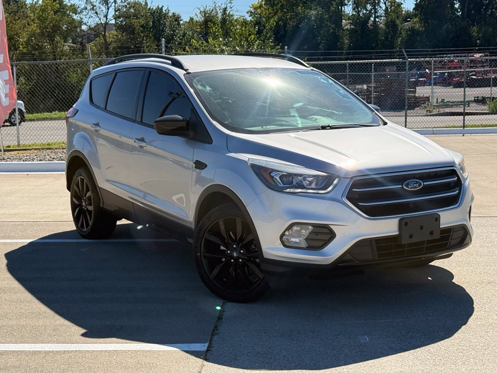 2019 Ford Escape Image 3