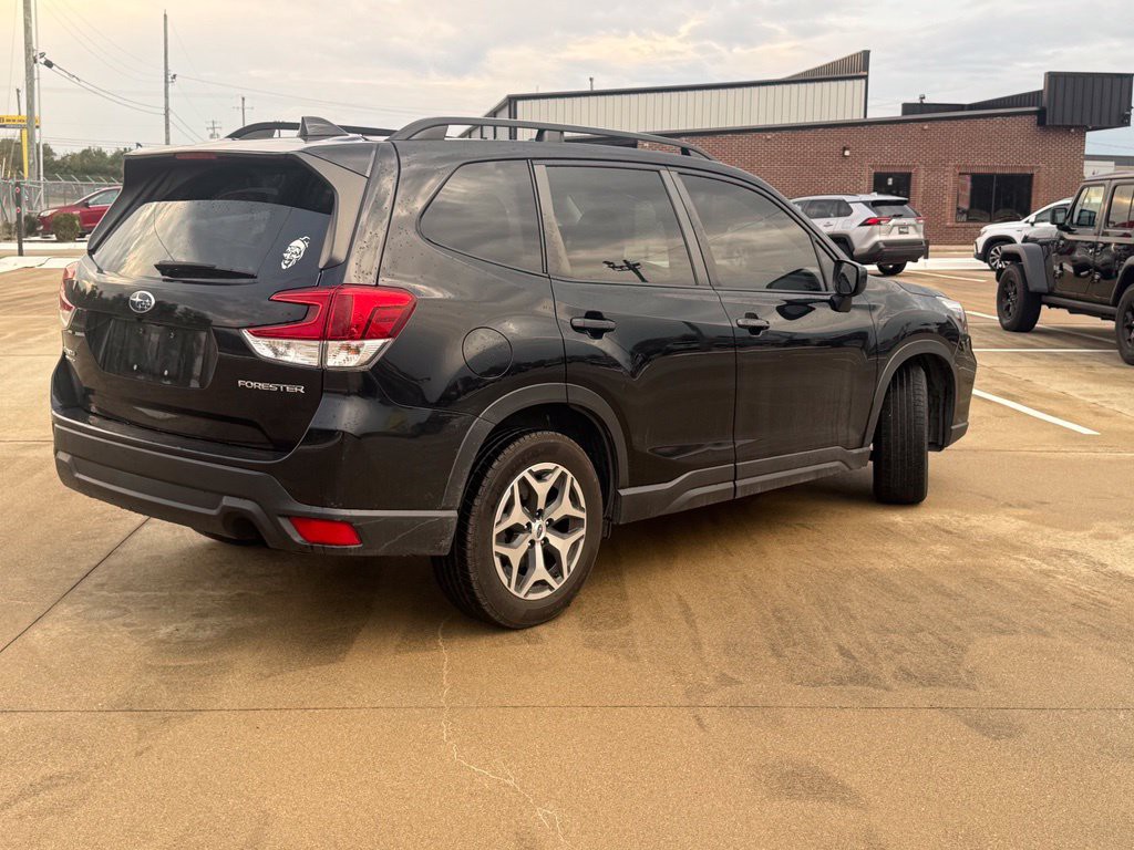 2019 Subaru Forester Image 8