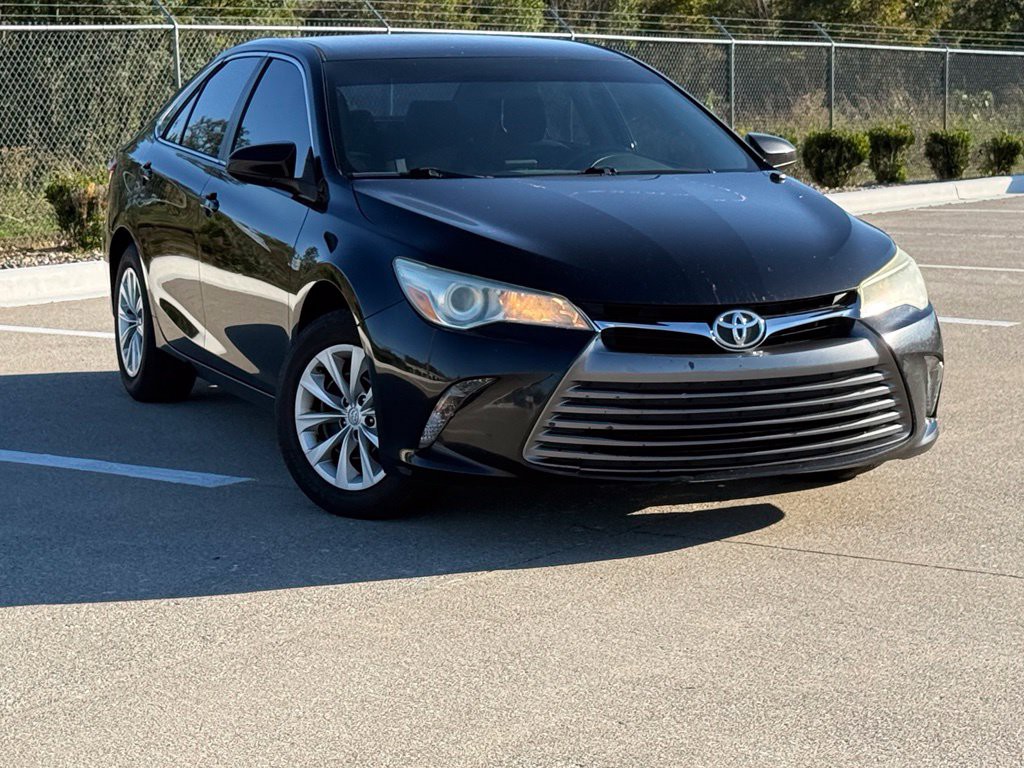 2015 Toyota Camry Image 9