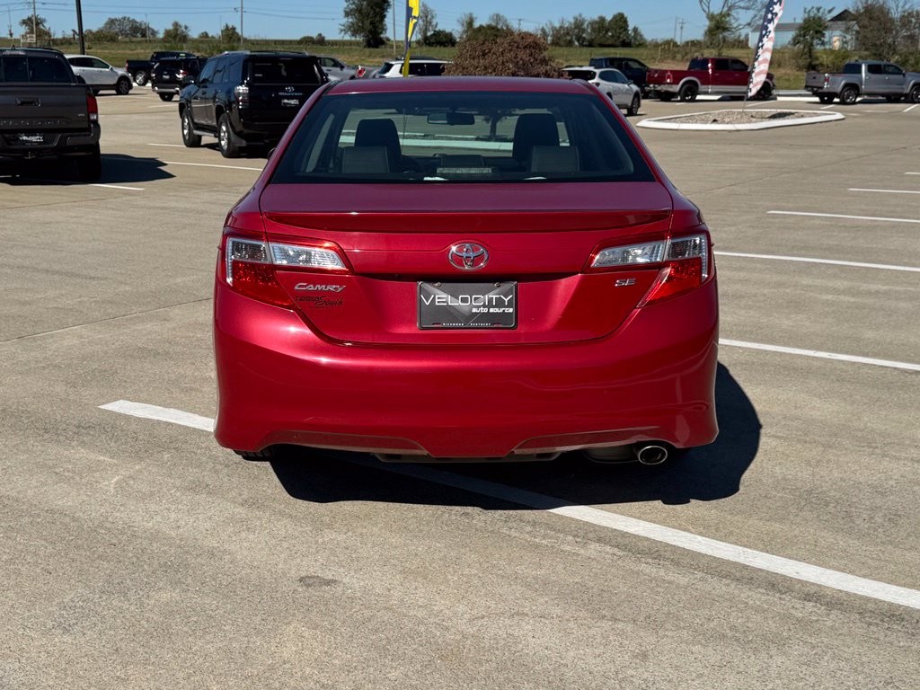 2014 Toyota Camry Image 6