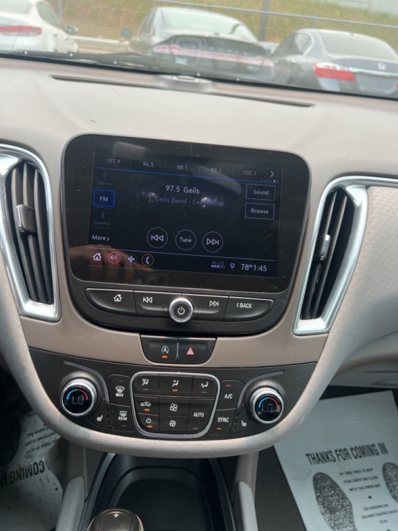 2020 Chevrolet Malibu Image 8