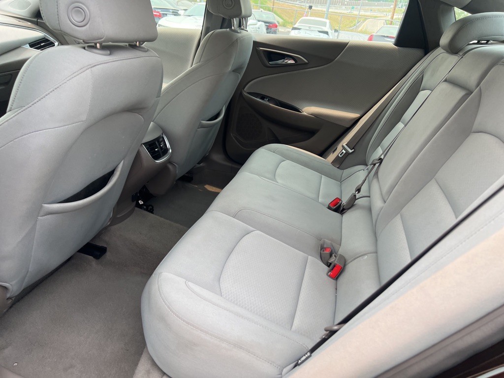 2020 Chevrolet Malibu Image 11