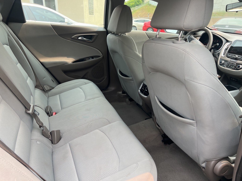 2020 Chevrolet Malibu Image 14