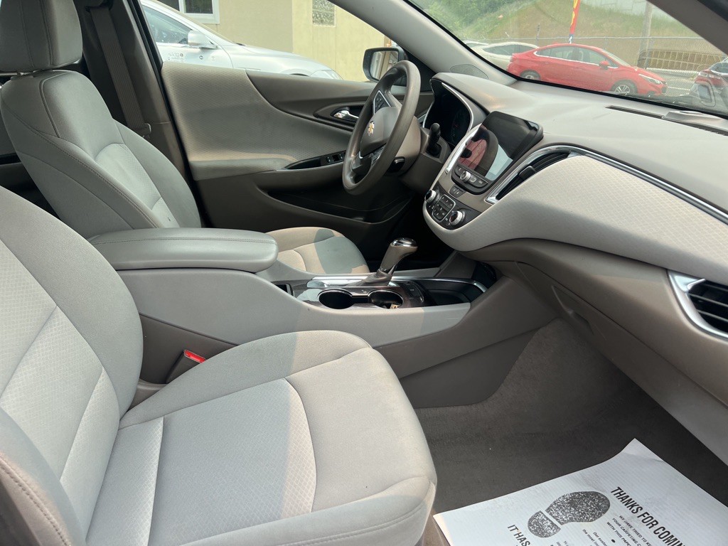 2020 Chevrolet Malibu Image 16
