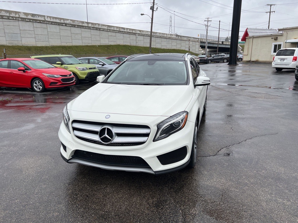 2015 Mercedes-Benz GLA-Class Image 11
