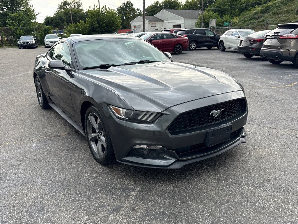 2016 Ford Mustang Image 1