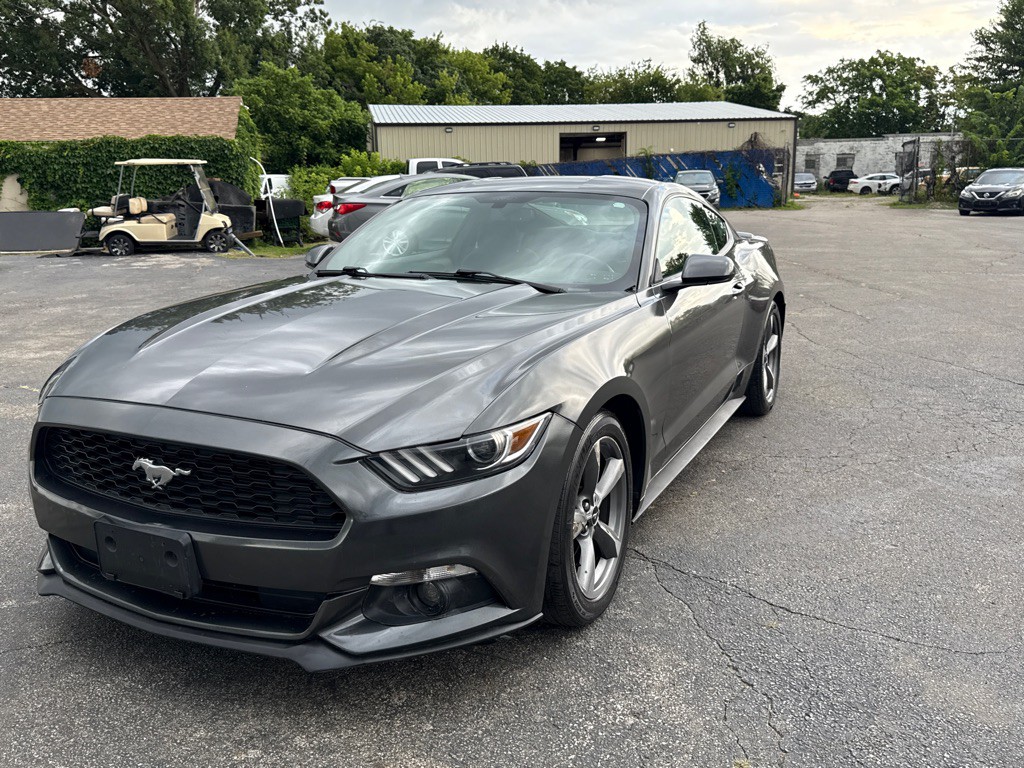 2016 Ford Mustang Image 3