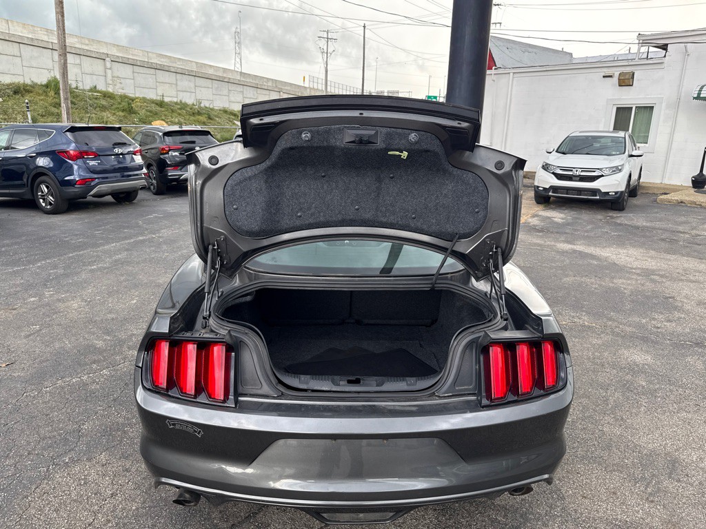 2016 Ford Mustang Image 10