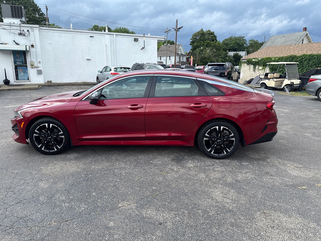 2022 Kia K5 Image 4