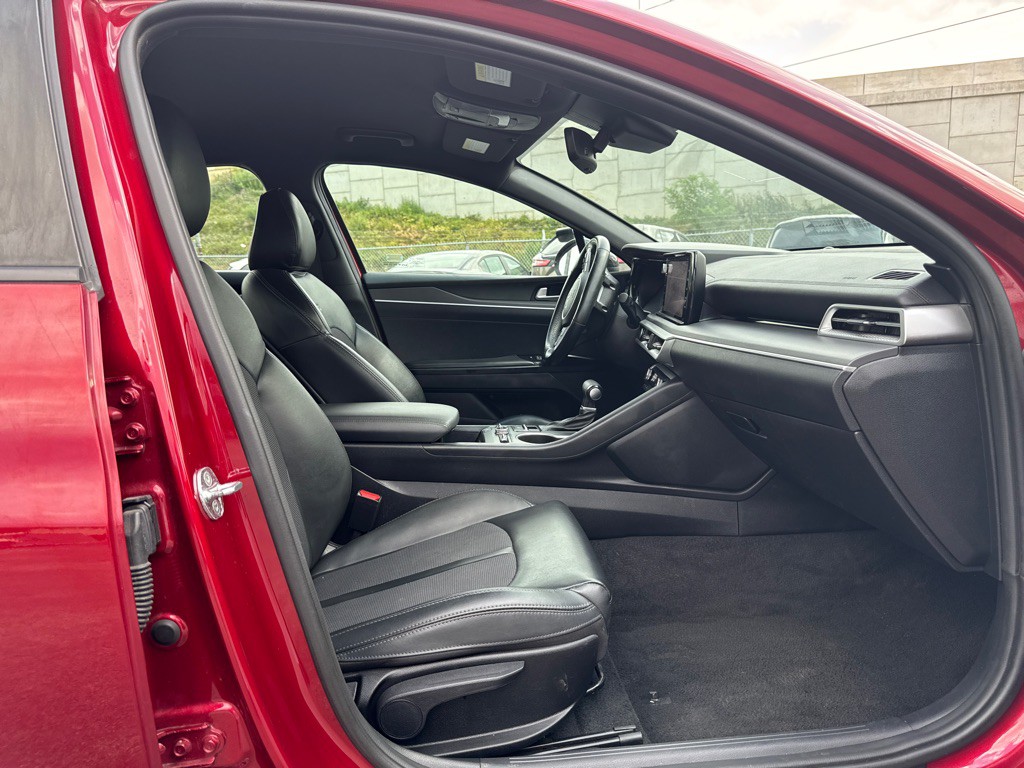2022 Kia K5 Image 8