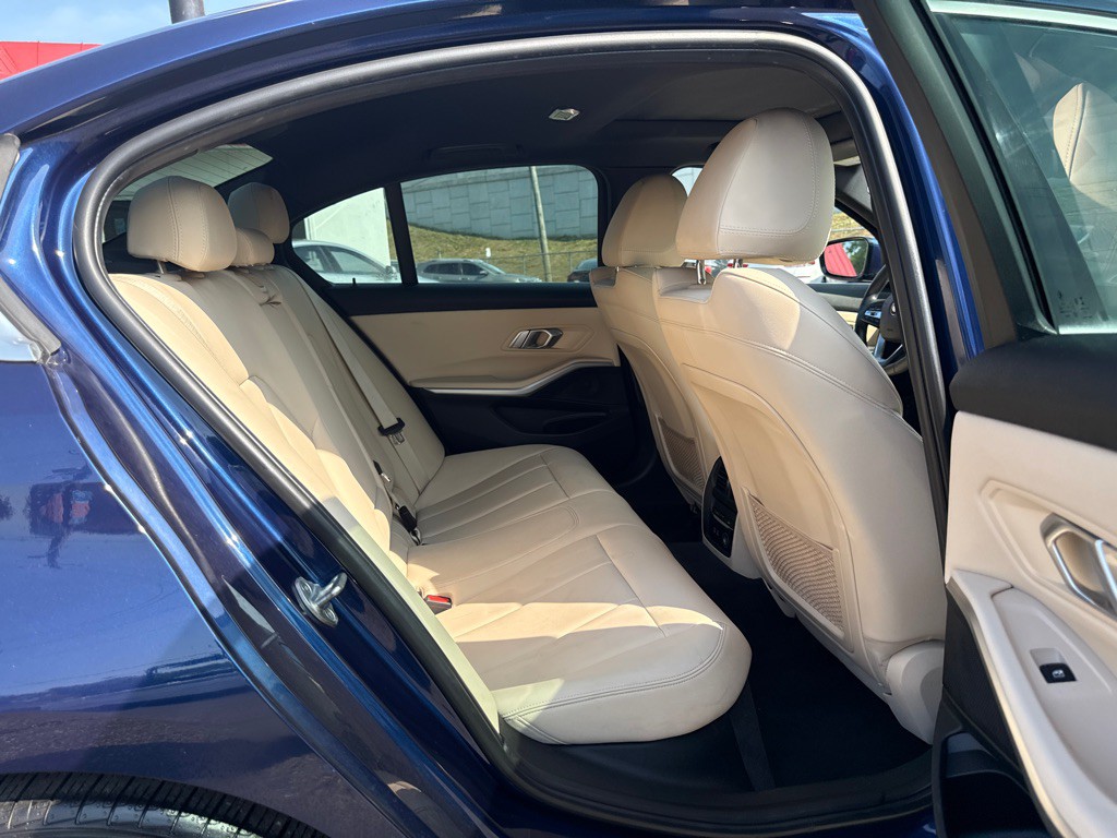 2020 BMW 3 Series Image 8