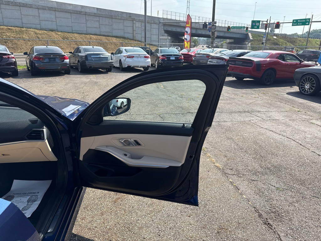 2020 BMW 3 Series Image 16