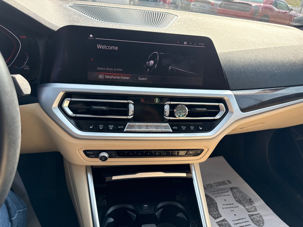 2020 BMW 3 Series Image 19