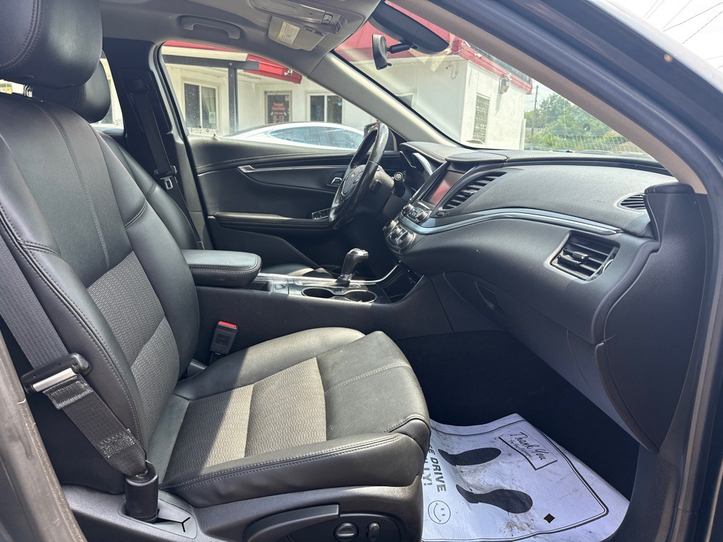 2019 Chevrolet Impala Image 12
