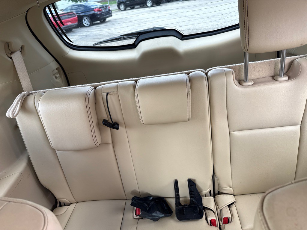 2017 Toyota Highlander Image 13