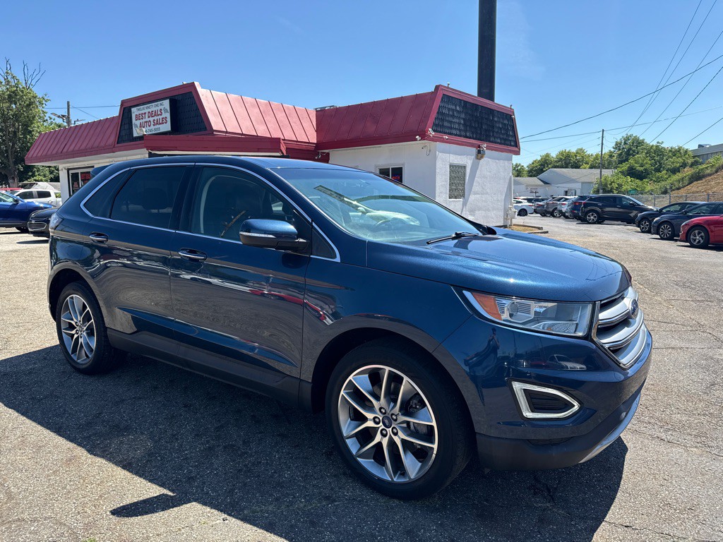 2017 Ford Edge Image 3