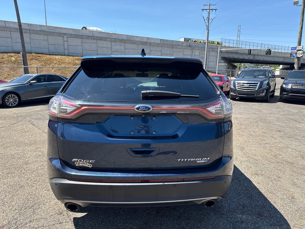 2017 Ford Edge Image 5