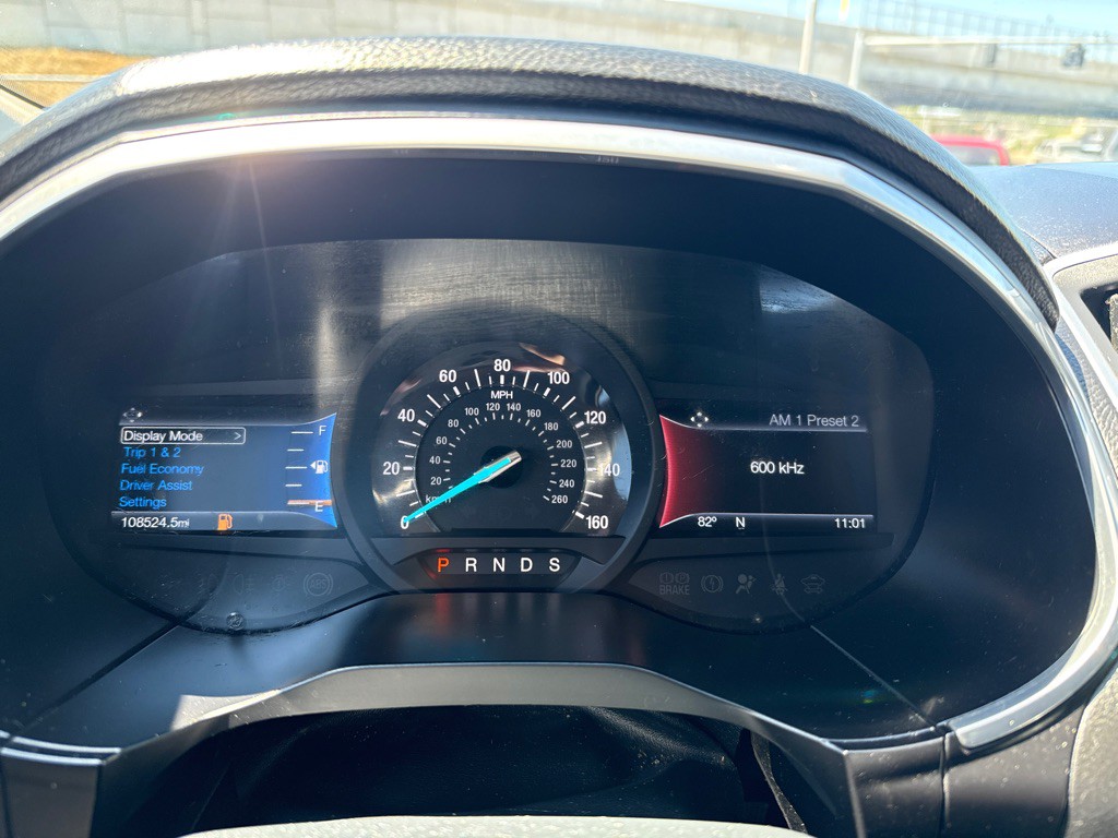 2017 Ford Edge Image 8