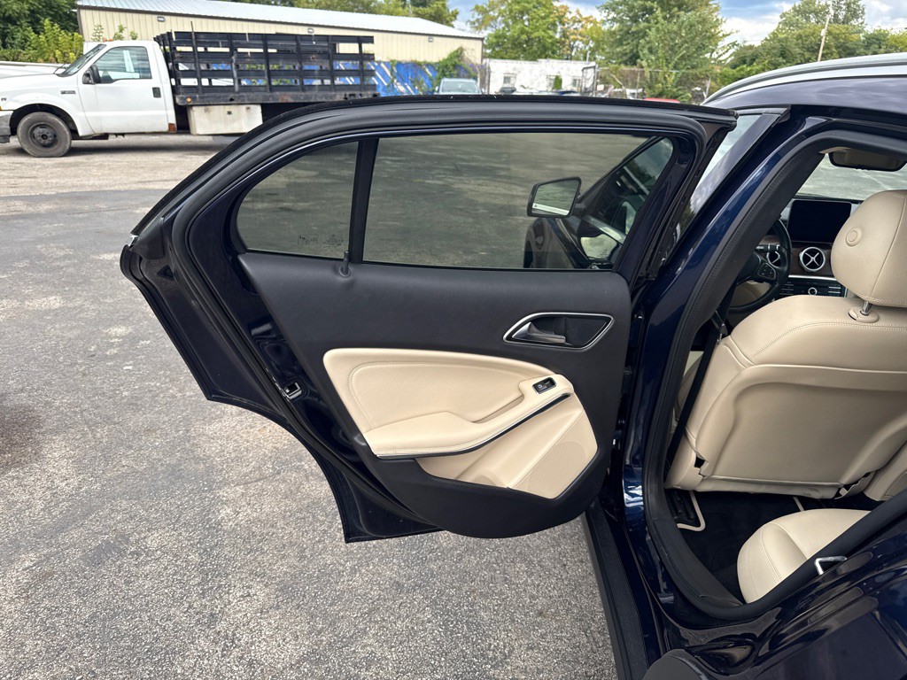 2018 Mercedes-Benz GLA-Class Image 10