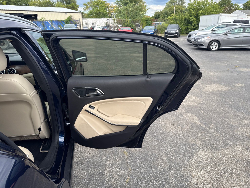 2018 Mercedes-Benz GLA-Class Image 13