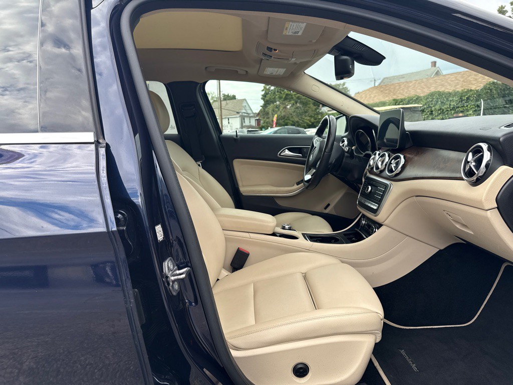 2018 Mercedes-Benz GLA-Class Image 14