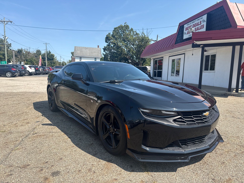 2019 Chevrolet Camaro Image 3