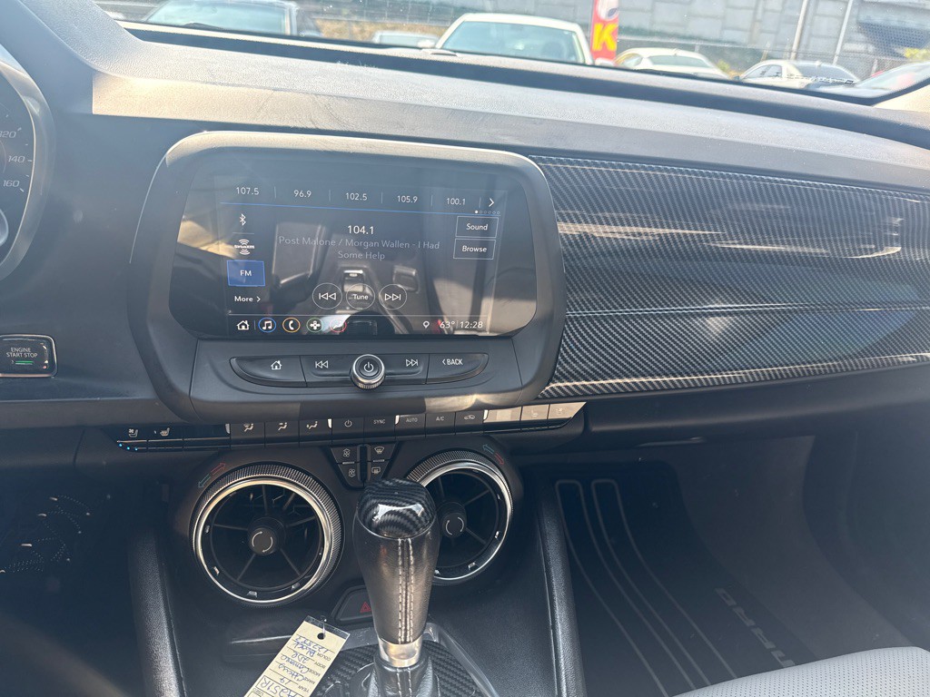 2019 Chevrolet Camaro Image 9
